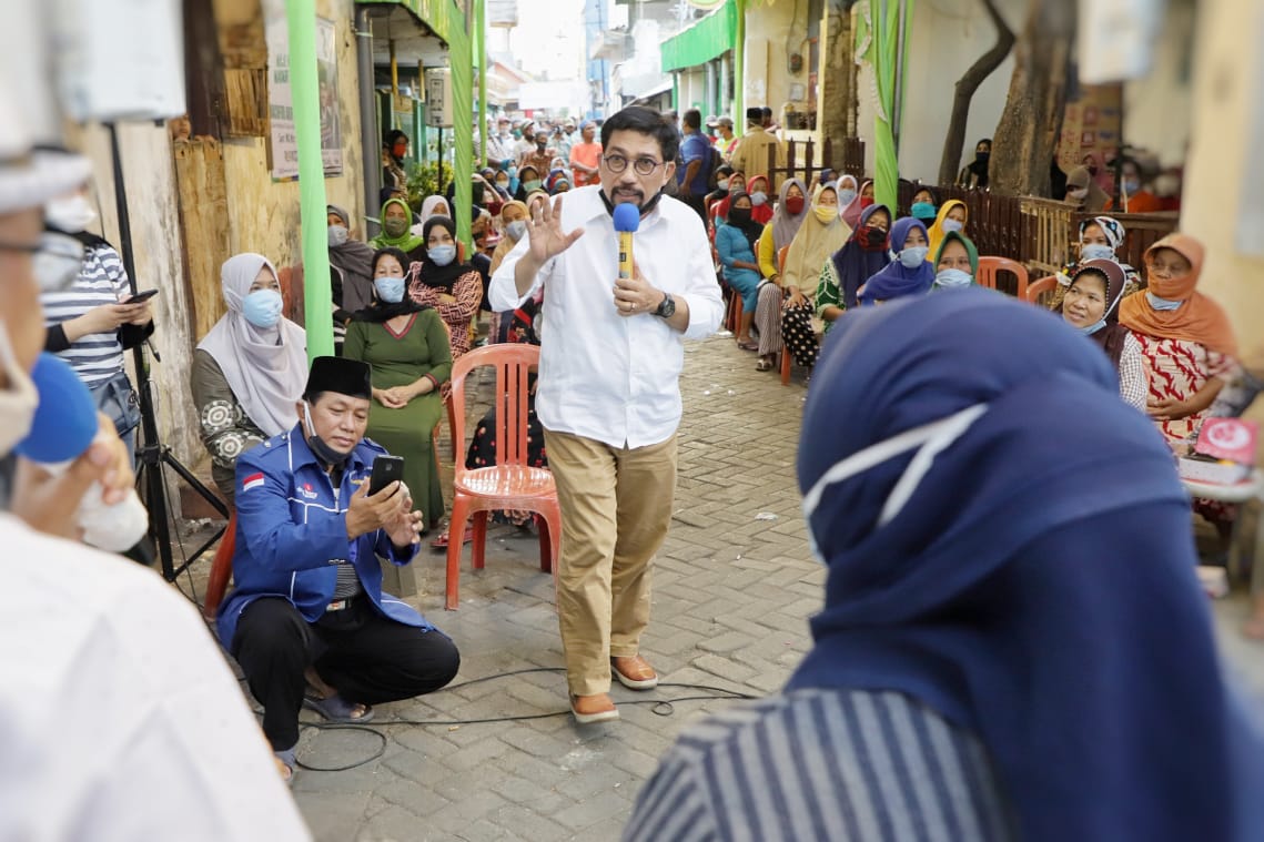 , Cak Machfud berkomitmen untuk melakukan bedah rumah untuk warga kurang mampu di Kota Pahlawan bila nanti diamanahi menjadi orang nomor sat