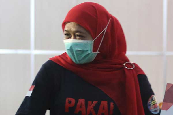 Khofifah Indar Parawansa, Gubernur Jawa Timur.