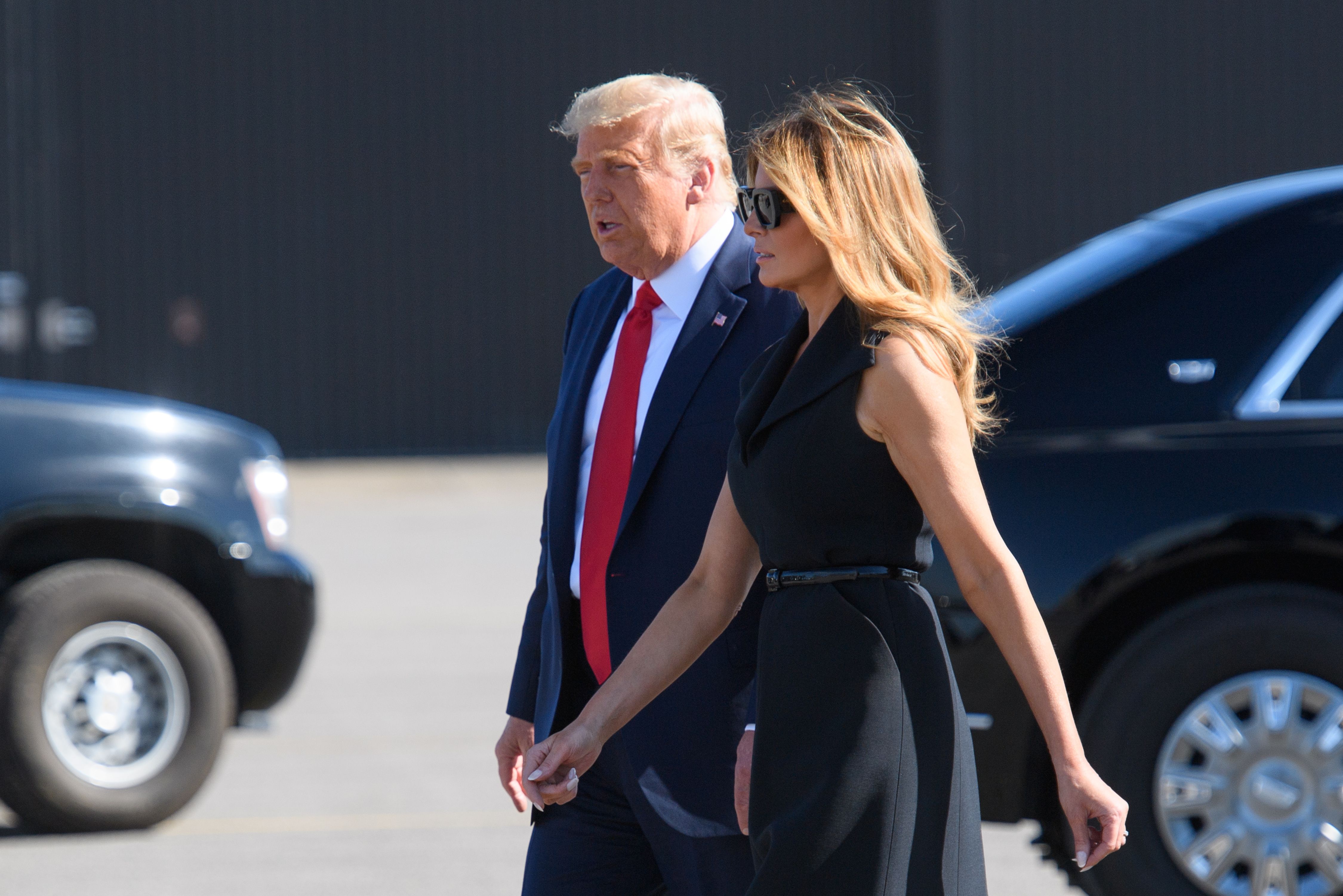Presiden AS Donald Trump dan Ibu Negara tiba di Nashville International Airport, Nashville, Tennessee, Kamis (22/10/ 2020).