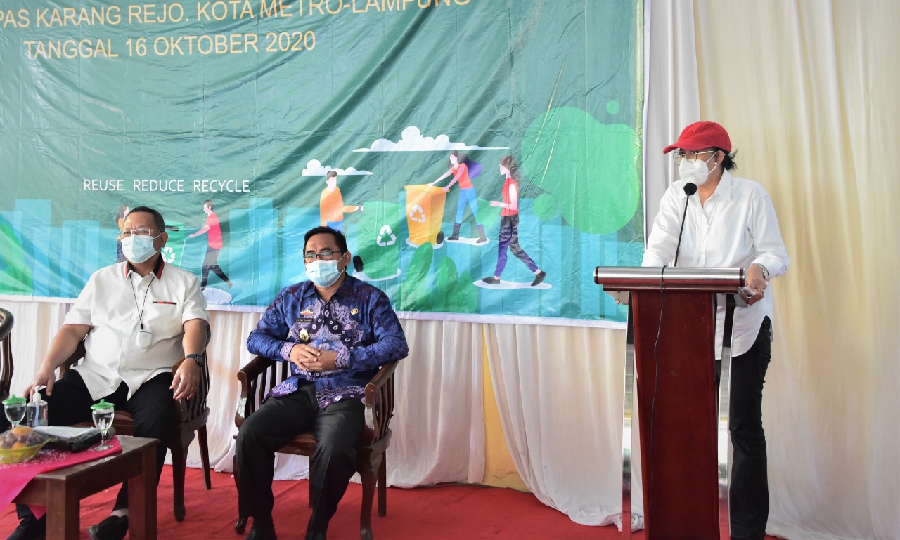 Dirjen PSLB3, KLHK, Rosa Vivien, memberikan sambutan pada saat kunjungan kerja bersama Komisi IV DPR dan KLHK ke Lampung, pada akhir pekan.