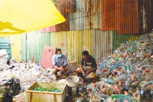 Gerakan Pungut Sampah Mendongkrak Ekonomi Masyarakat