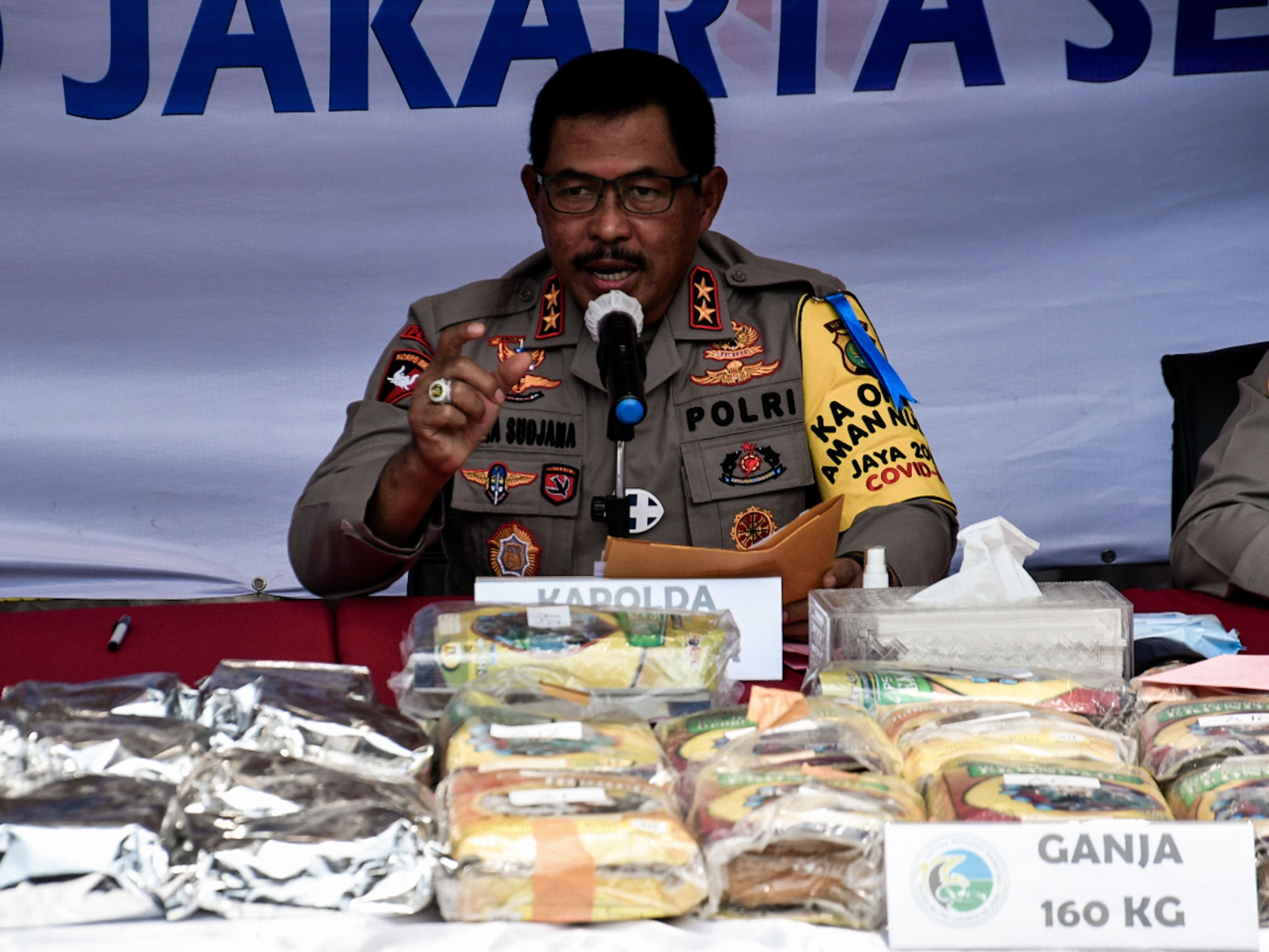 Sebelum Gantung Diri, Cai Changpan Kerap Curi Makanan Pekerja 