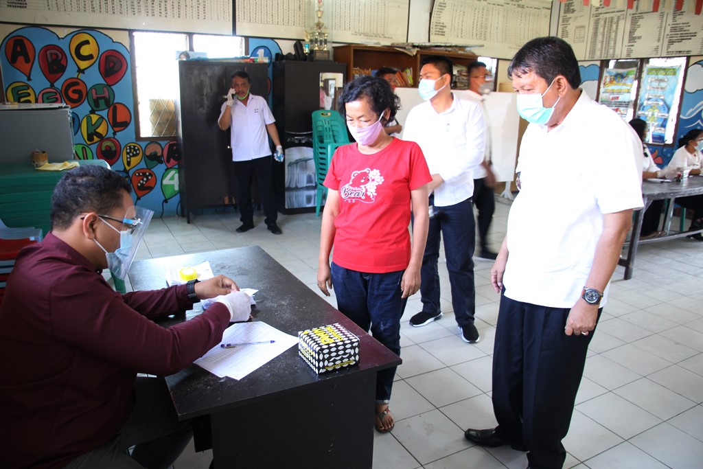 Pembagian BST Tahap IV di Pematangsiantar.