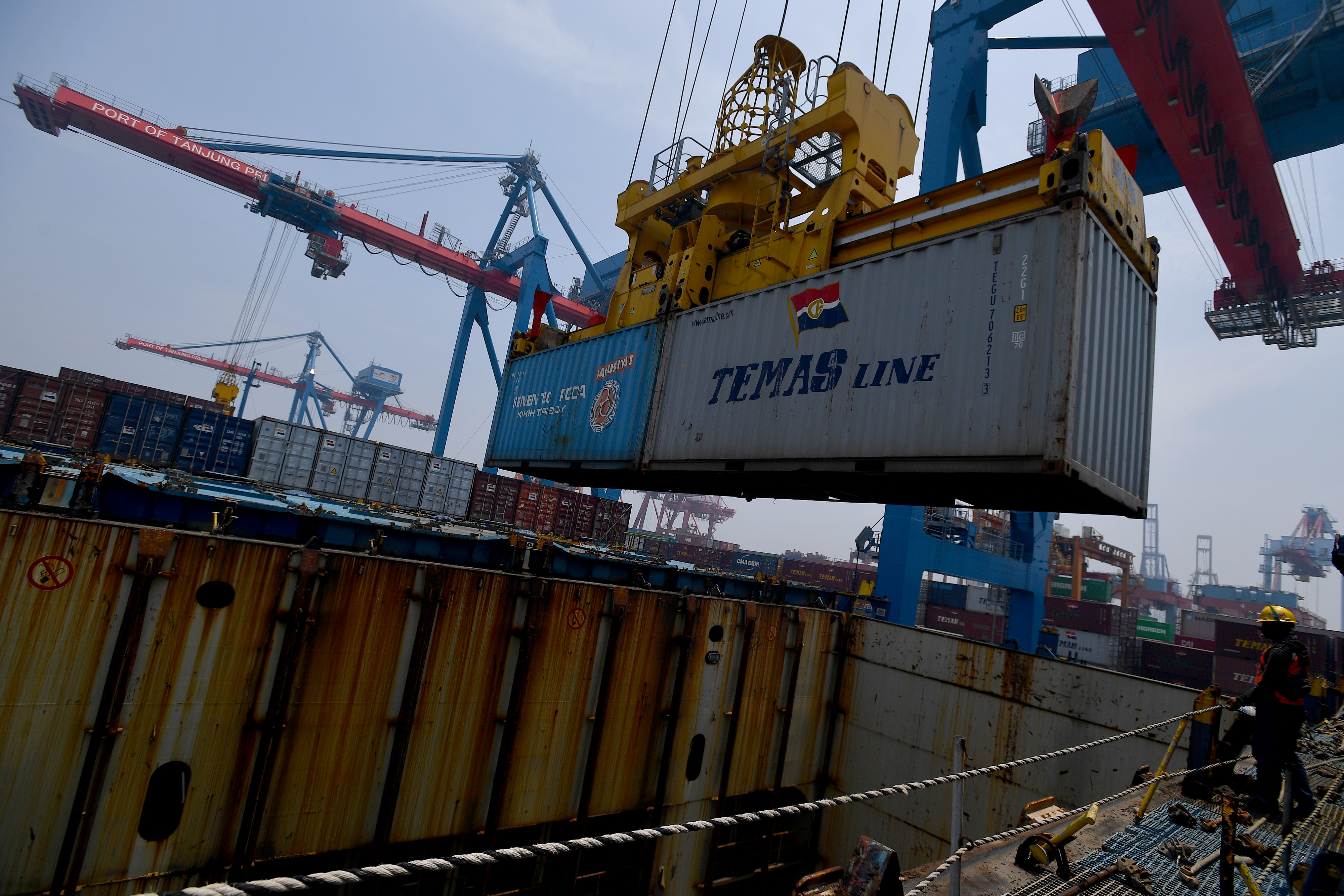 Surplus Perdagangan Terus Berlanjut