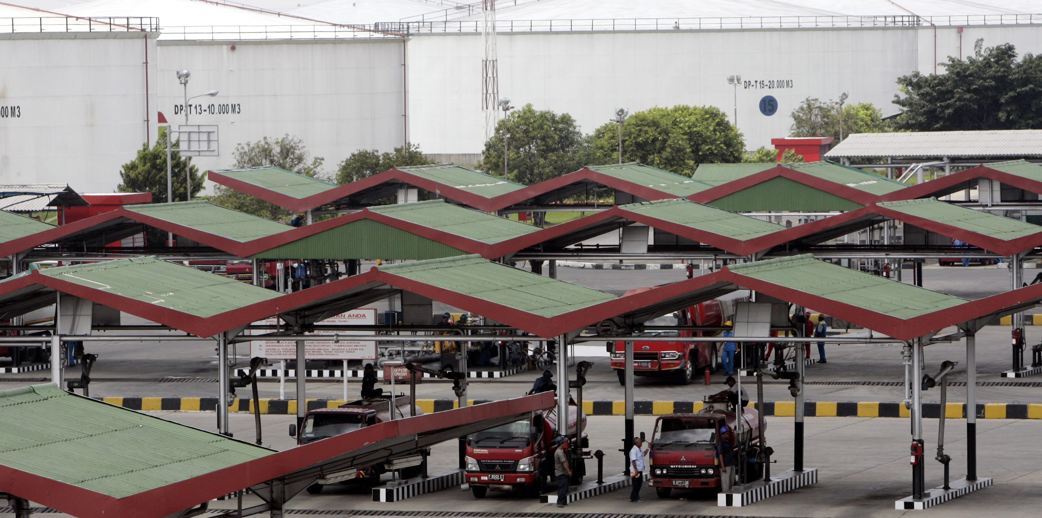 Suasana di Depo BBM Pertamina Plumpang