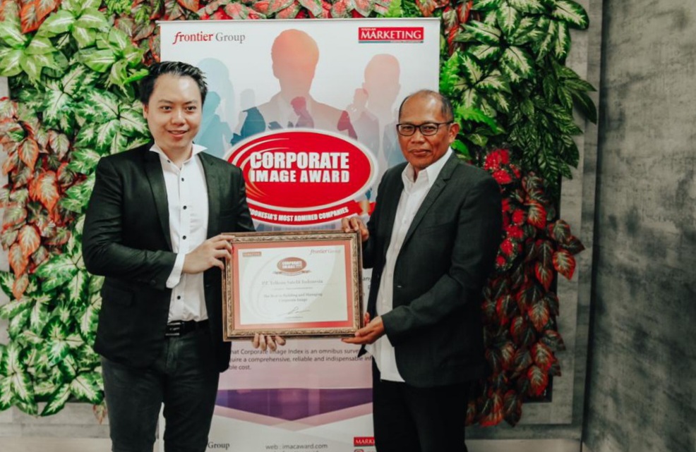 Telkomsat Raih Penghargaan Corporate Image Award 2020