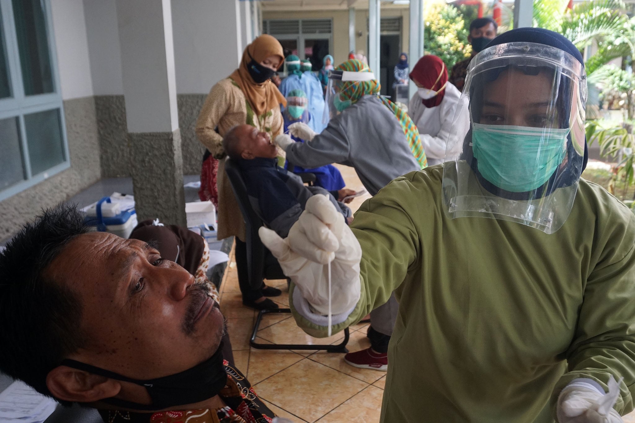 Dinkes Kota Padang menyiapkan 23 puskesmas untuk tes swab