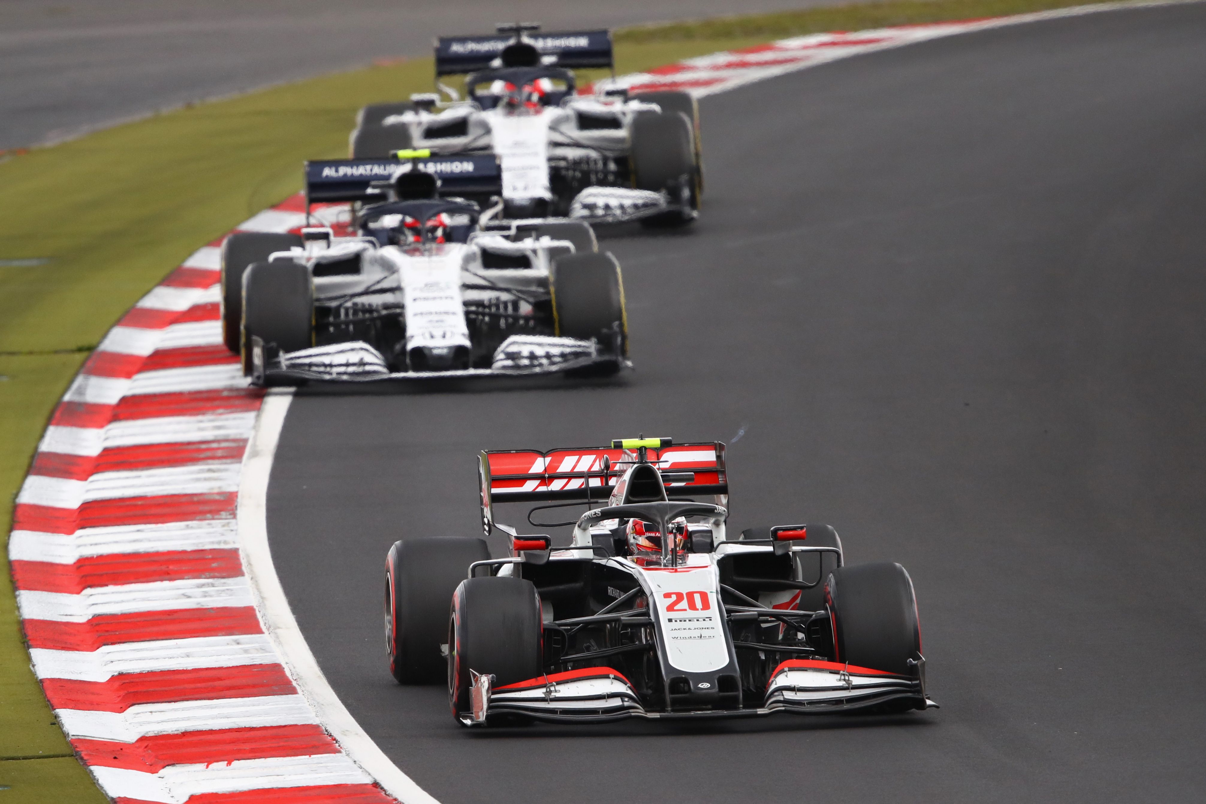 Aksi para pembalap Formula 1 di GP Eifel, 11 Oktober lalu.