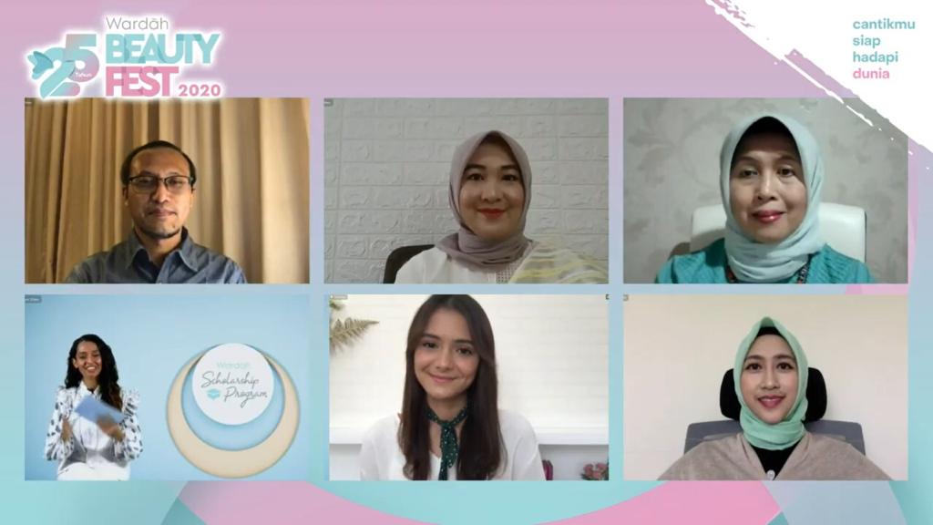 Paragon telah menyalurkan beasiswa dan program pengembangan diri ke lebih dari 5000 siswa dan mahasiswa di seluruh Indonesia. 