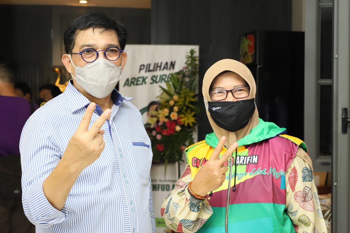 Lakarsantri Muslimat Surabaya mendukung program-program paslon No.2 di pilwakot Surabaya, Jatim.