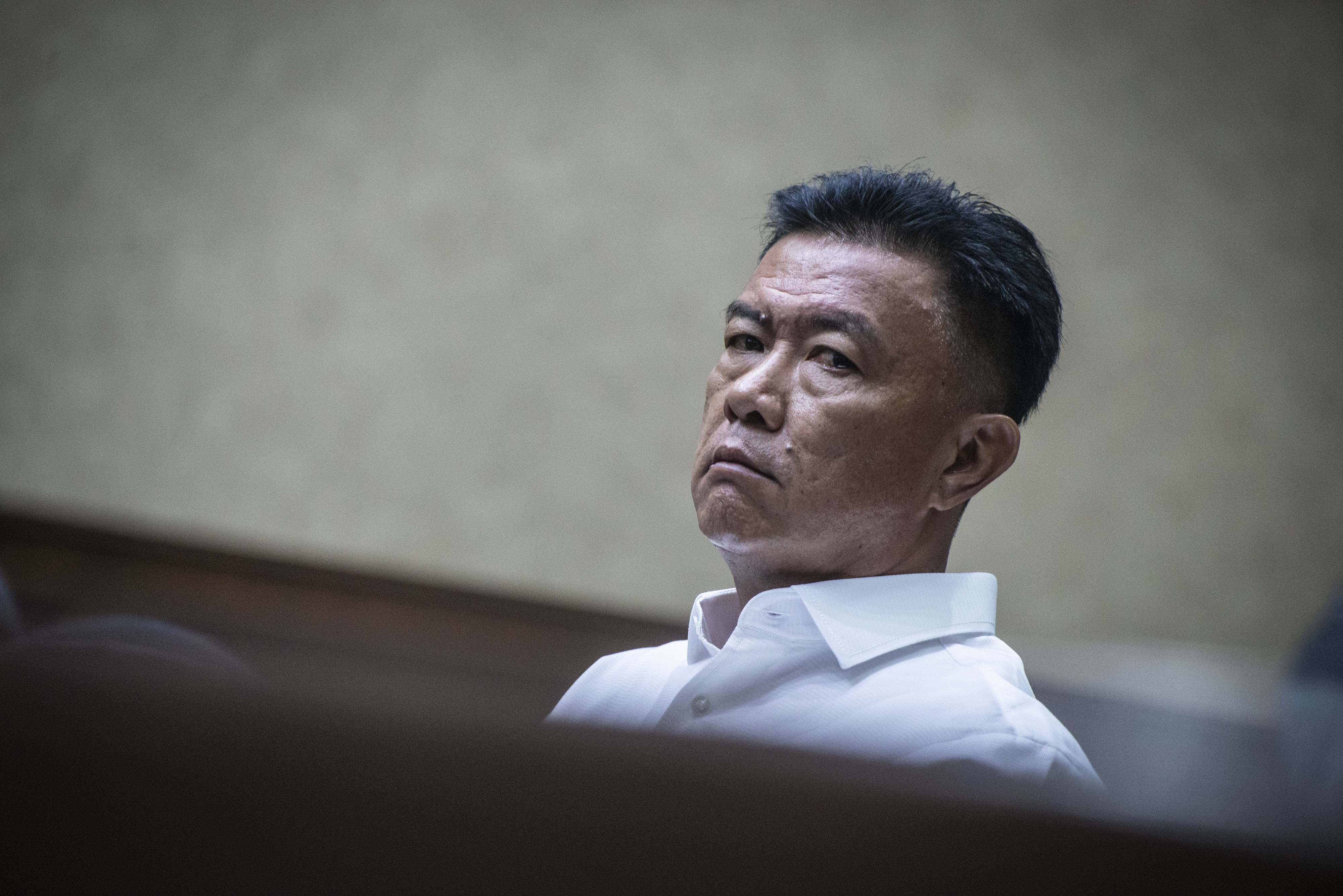 Terdakwa kasus suap paket revitalisasi Pasar Lirung dan Pasar Beo Kabupaten Kepulauan Talaud Tahun Anggaran 2019 Benhur Lalenoh.