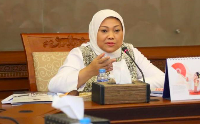 Menaker Ida Fauziyah