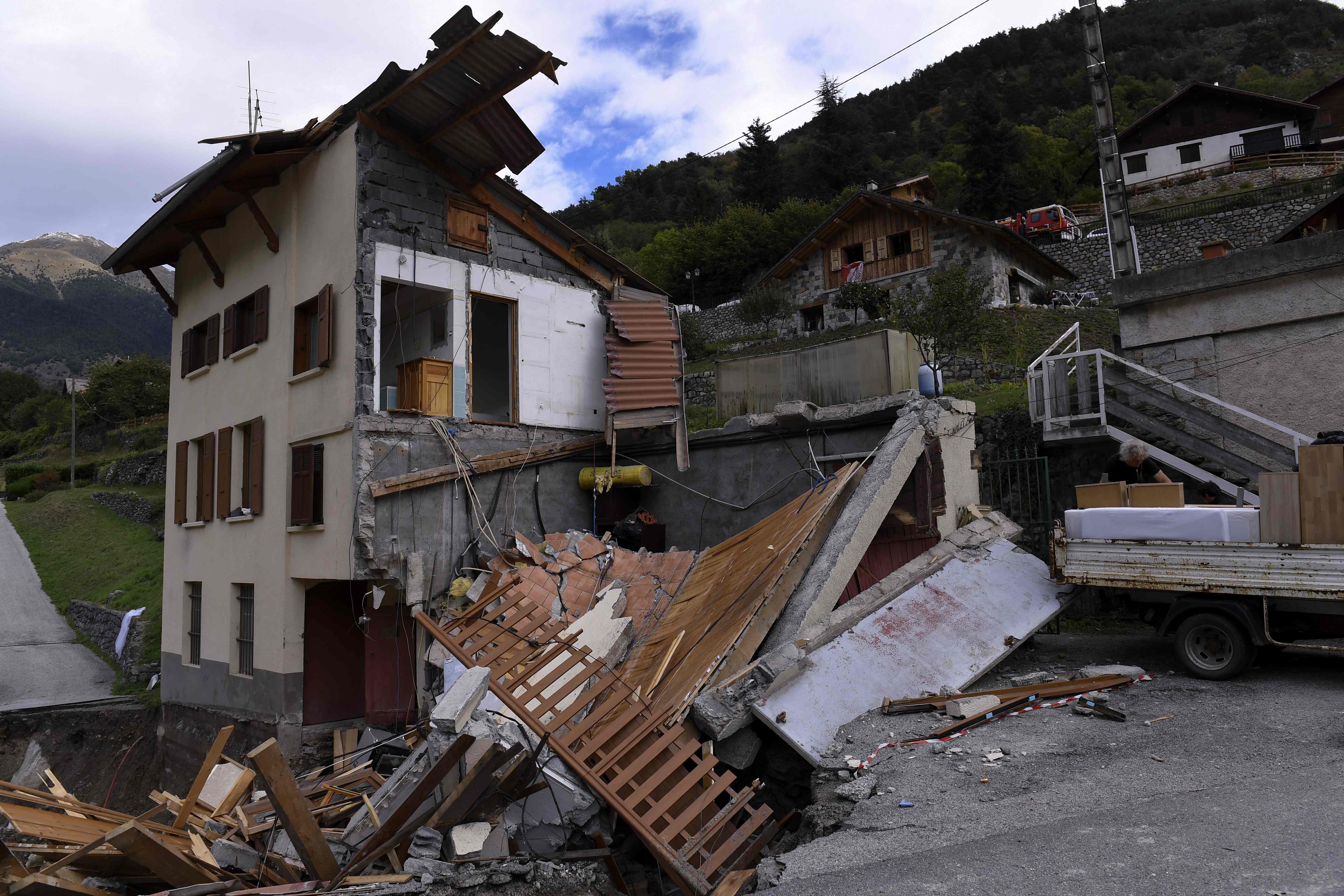 Kerusakan Akibat Banjir di tenggara Prancis