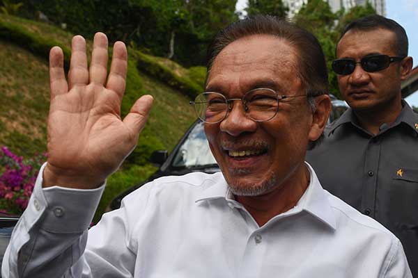 Pemimpin oposisi Anwar Ibrahim