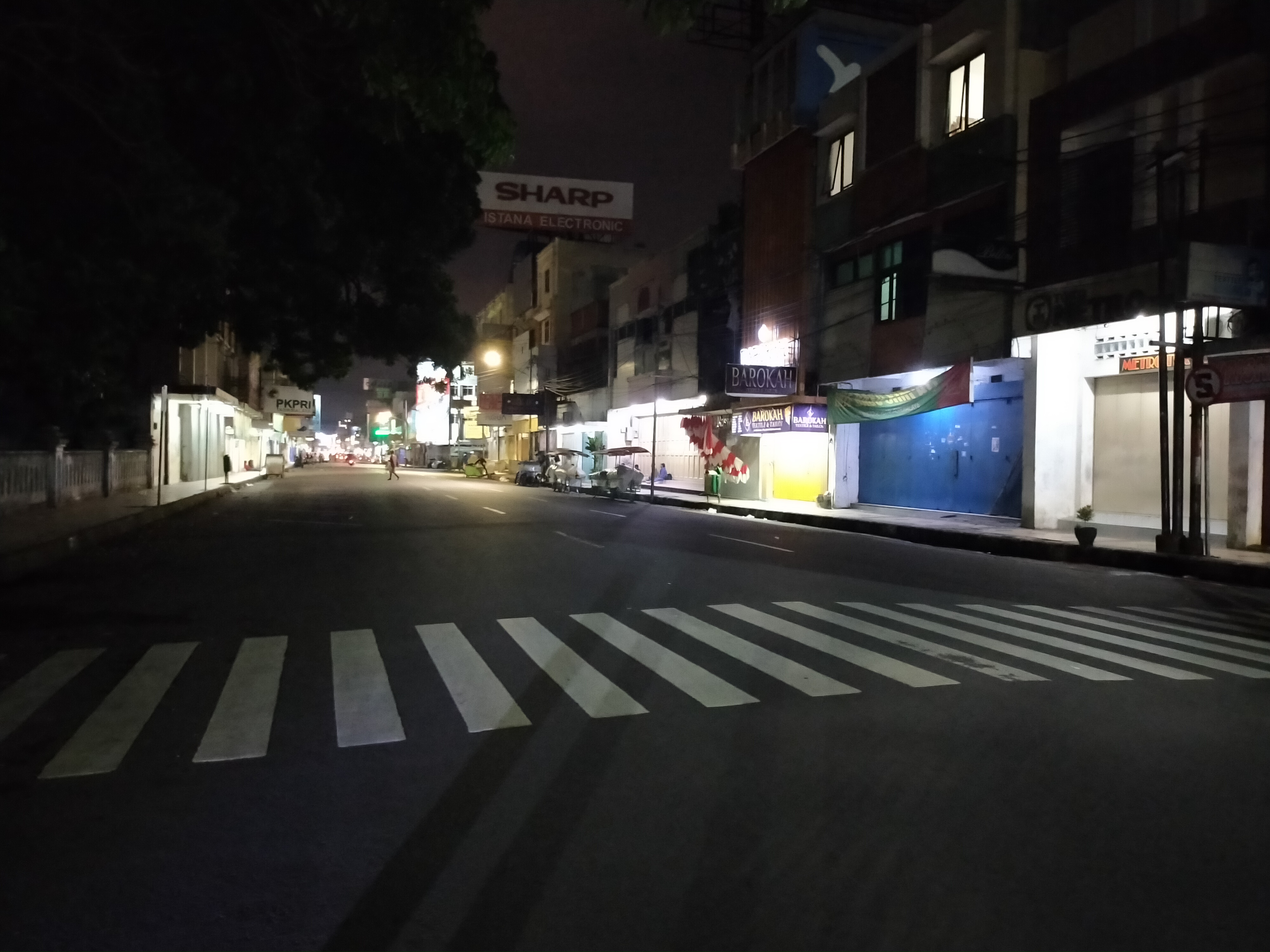 Pemkot Tasikmalayan memberlakukan jam malam sampai 12 Oktober 2020.