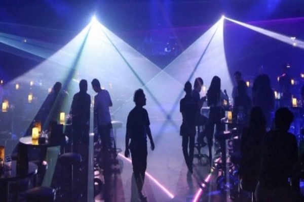 Ilustrasi -- tempat hiburan malam di kawasan Jakarta. 