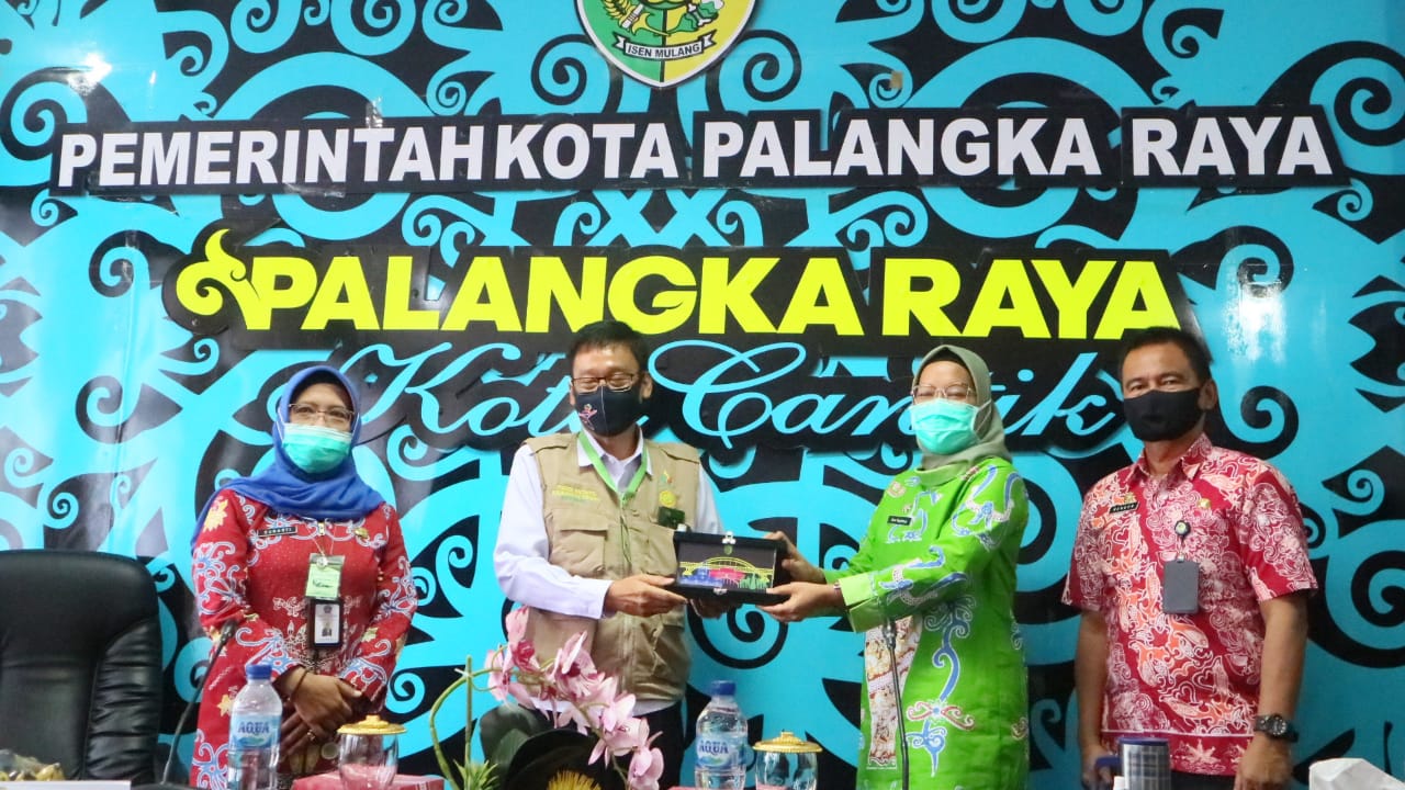 Kepala BPPSDMP Dedi Nursyamsi (kedua dari kiri)