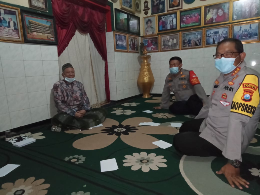 Kapolres mengajak tokoh agama dan masyarakat untuk menjaga keamanan menjelang pilkada. 