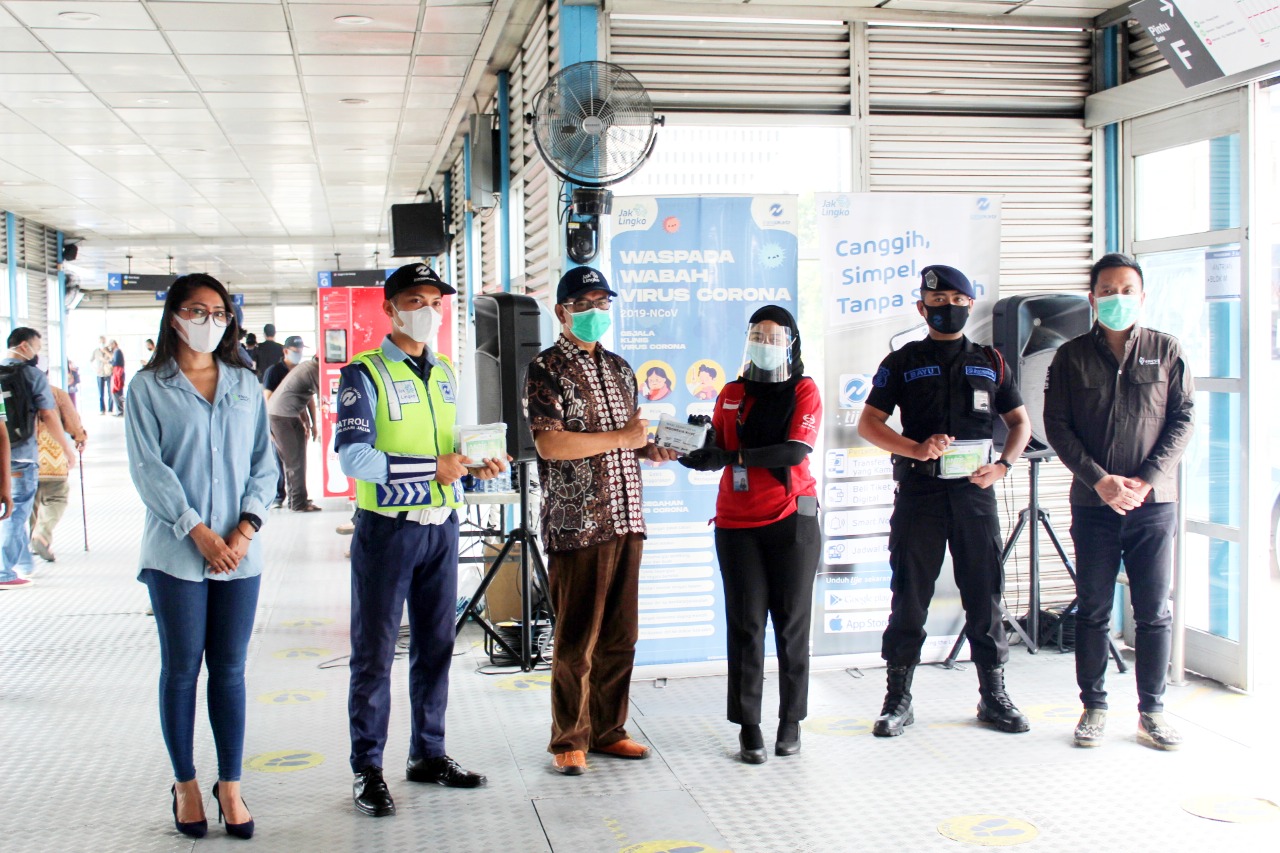 Enesis Group meluncurkan kampanye #EnesisSafeTravel di di Stasiun Kota, Jakarta.