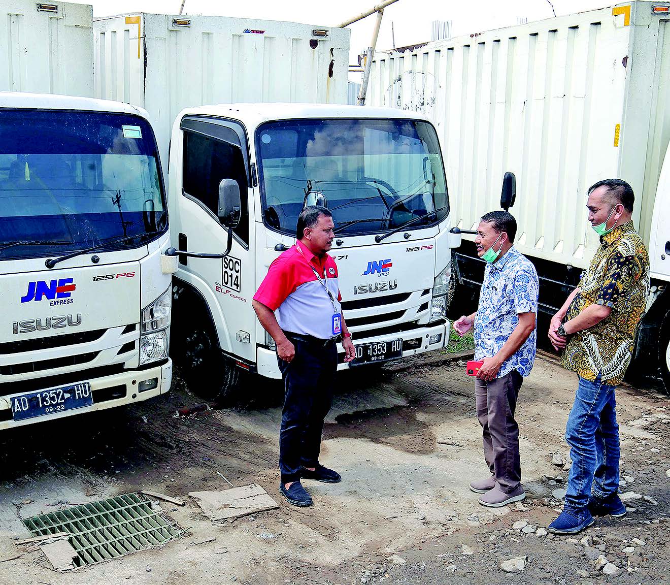 JNE SURAKARTA TUMBUH PESAT