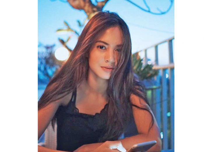 Ardhito Pramono dan Aurelie Moeremans Nyanyi Bareng untuk Film  