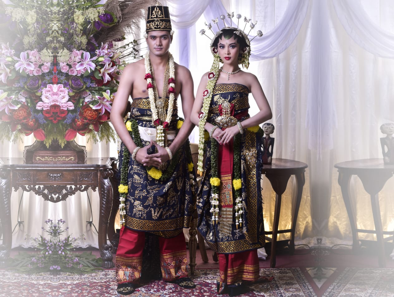 Ilustrasi pernikahan adat Jawa.