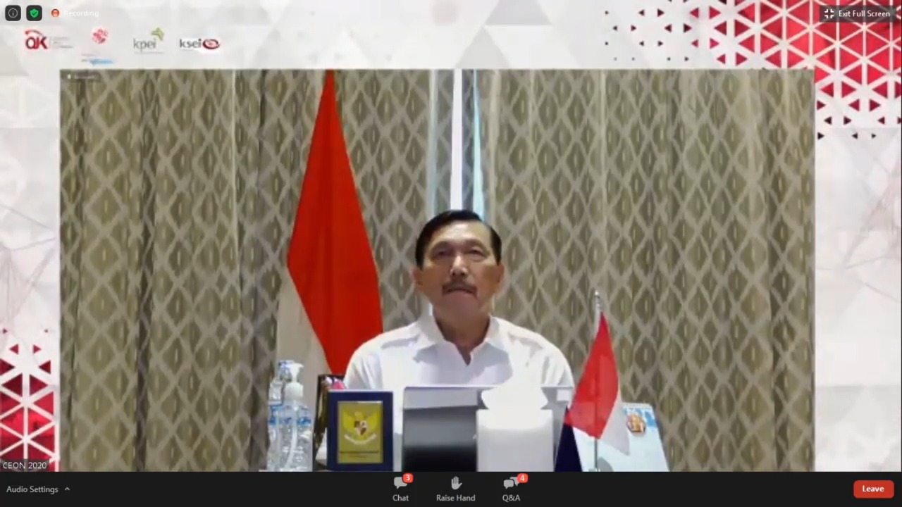 Menteri Koordinator Bidang Kemaritiman dan Investasi Luhut Binsar Pandjaitan saat memberi sambutan untuk forum CEO Networking 2020.
