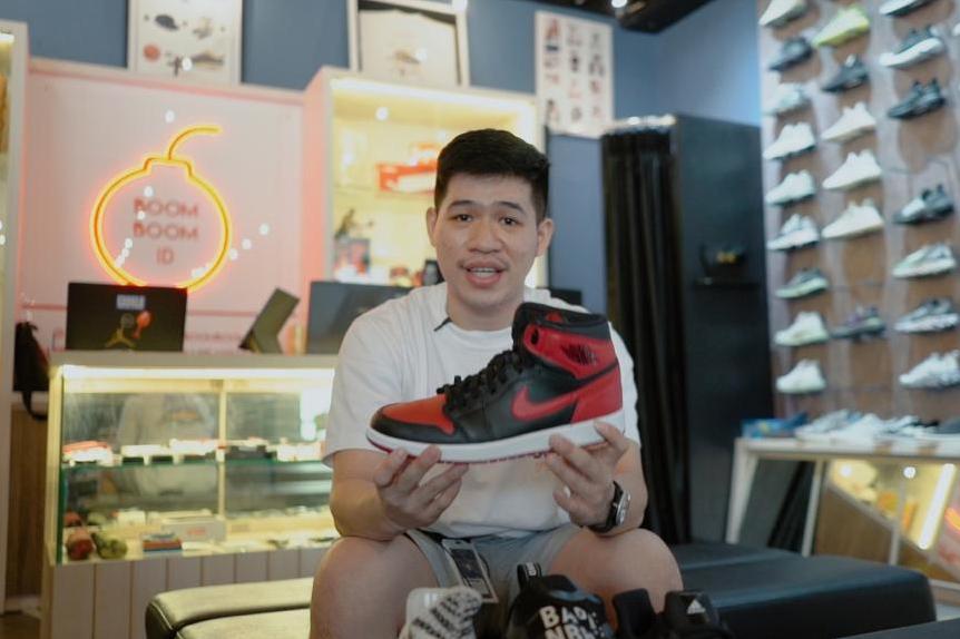  Bangun Bisnis Sneakers Langganan Influencer dan Youtuber