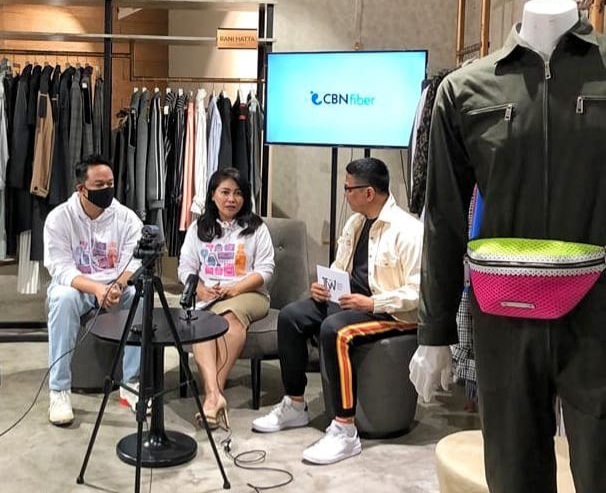 Dukung Industri Kreatif, Panasonic Gandeng Tities Sapoetra di JFW 