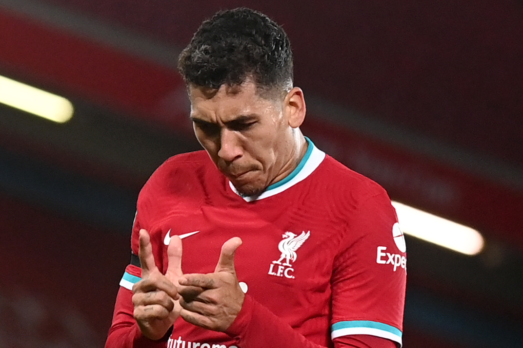 Penyerang Liverpool Roberto Firmino melakukan selebrasi usai mencetak gol ke gawang Leicester City di laga Liga Primer Inggris.