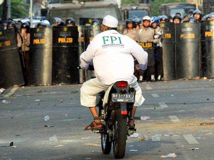 Anggota FPI saat unjukrasa beberapa waktu lalu, di Jakarta.
