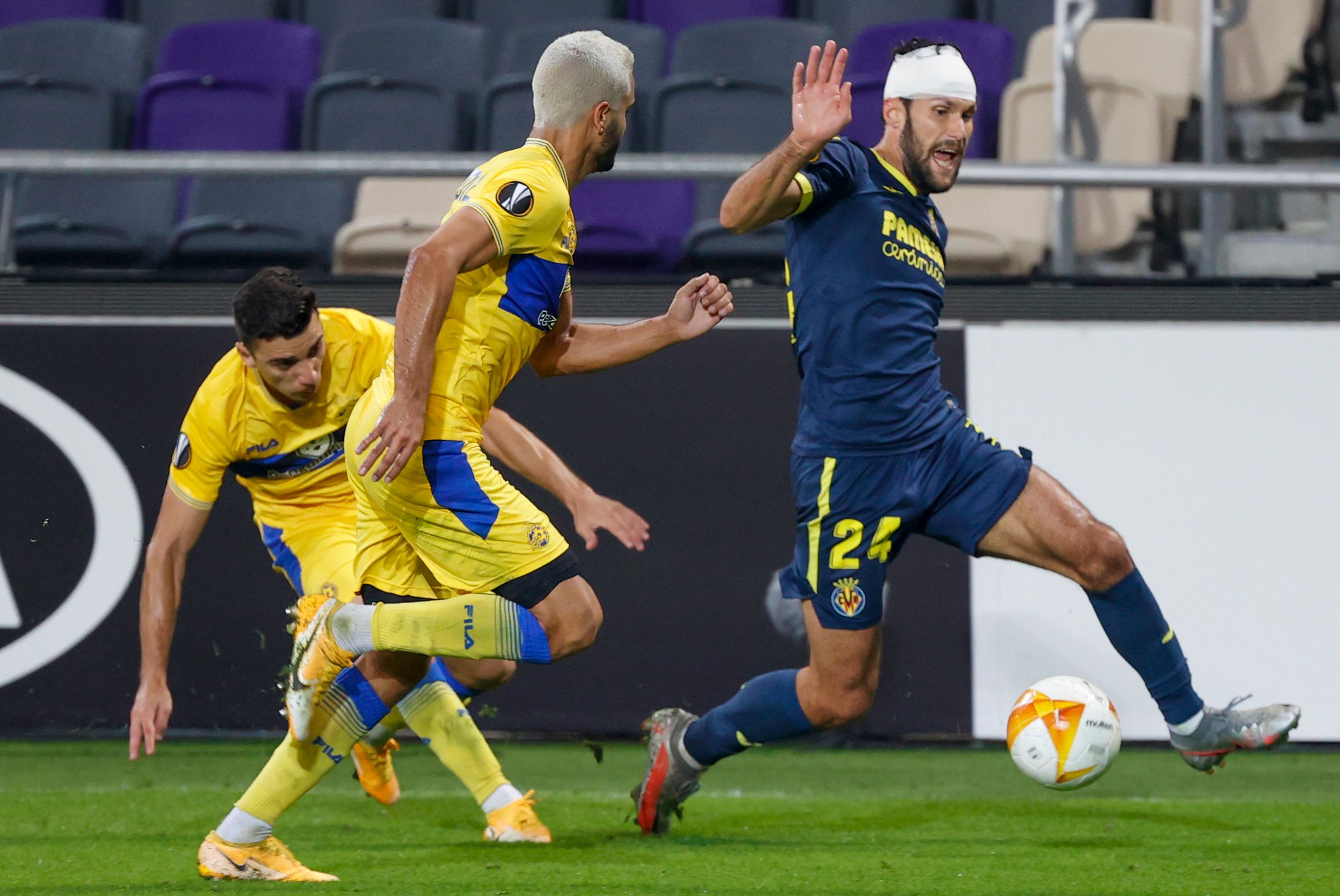 Laga Liga Europa antara Villarreal dan Maccabi Tel Aviv.