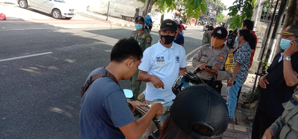  Sidak masker kembali digelar tim gabungan di Kota Denpasar, 18 orang terjaring, Jumat (13/11/2020)