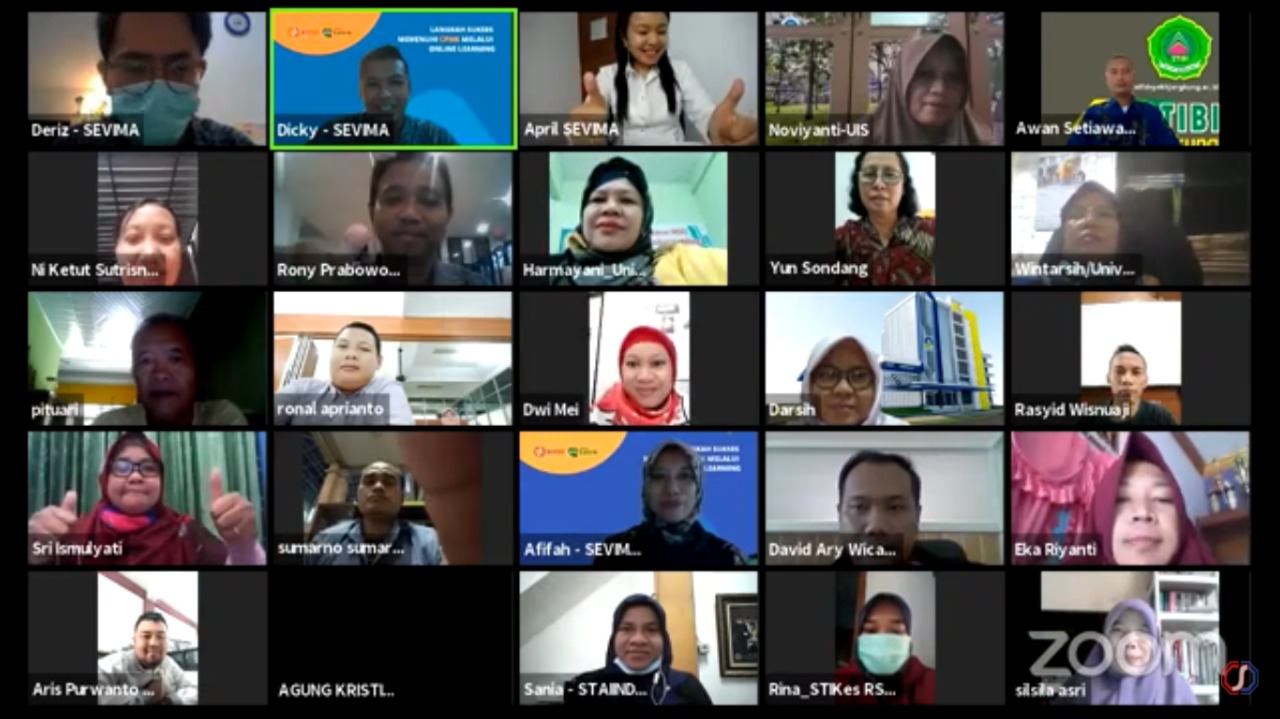 Webinar 'Langkah Sukses Memenuhi Capaian Pembelajaran Mata Kuliah (CPMK), Kamis (27/11).