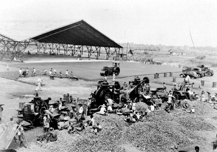Suasana Bandara Kemayoran Jakarta tempo dulu.
