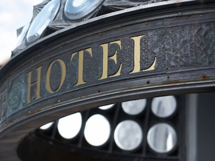 Hotel untuk pengungsi banjir