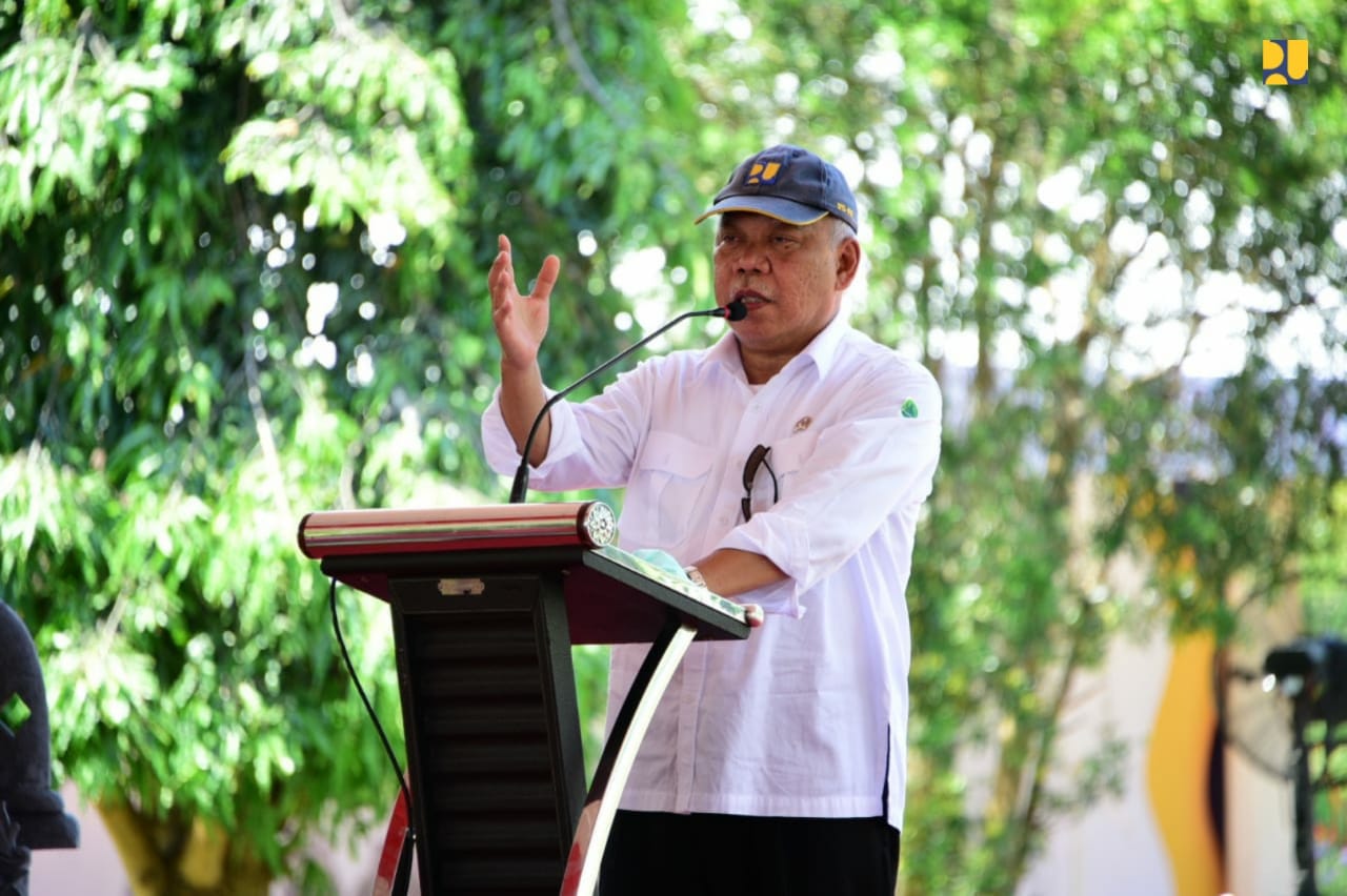 Menteri PUPR Basuki Hadimuljono mengatakan Jalan Tol Yogyakarta-Bawen akan meningkatkan konektivitas wilayah Yogyakarta-Solo-Semarang.