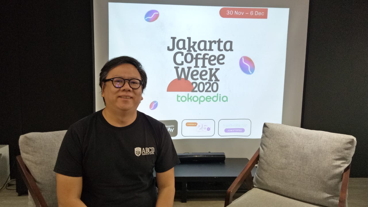 Hendri Kurniawan, Founder dari ABCD School of Coffee.