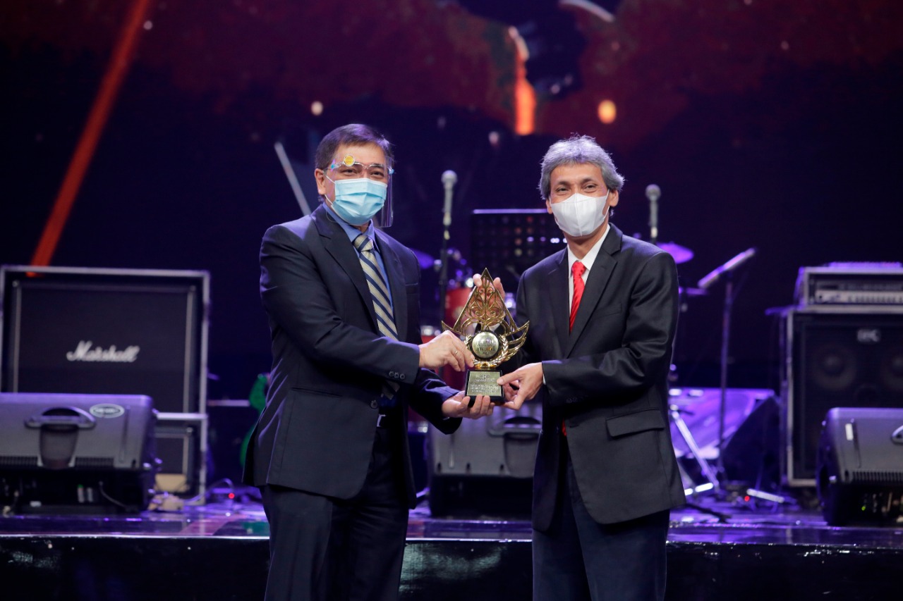 Pemberian penghargaan di ajang IPBA 2020