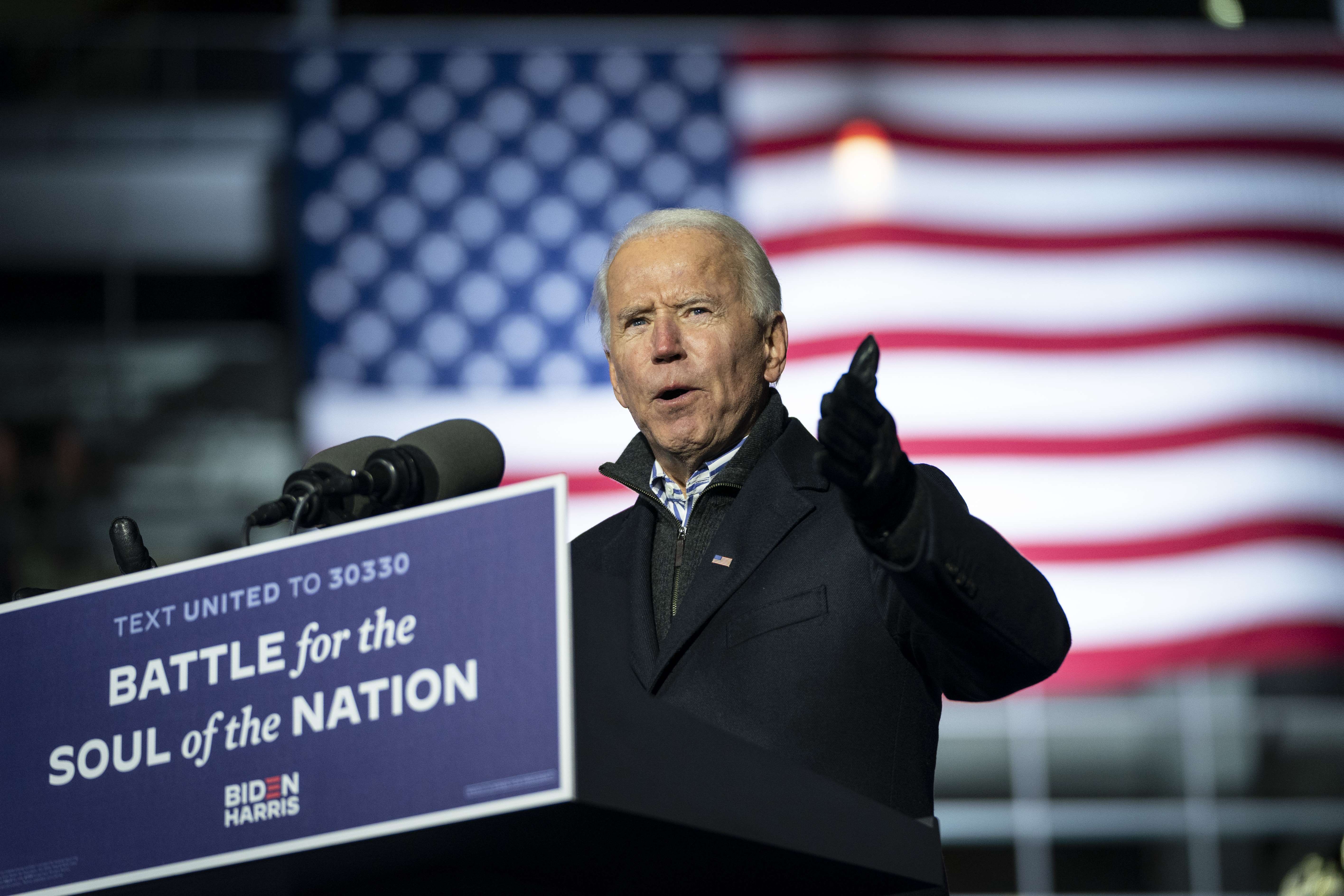 Calon presiden AS dari Partai Demokrat, Joe Biden, saat melakukan kampanye.