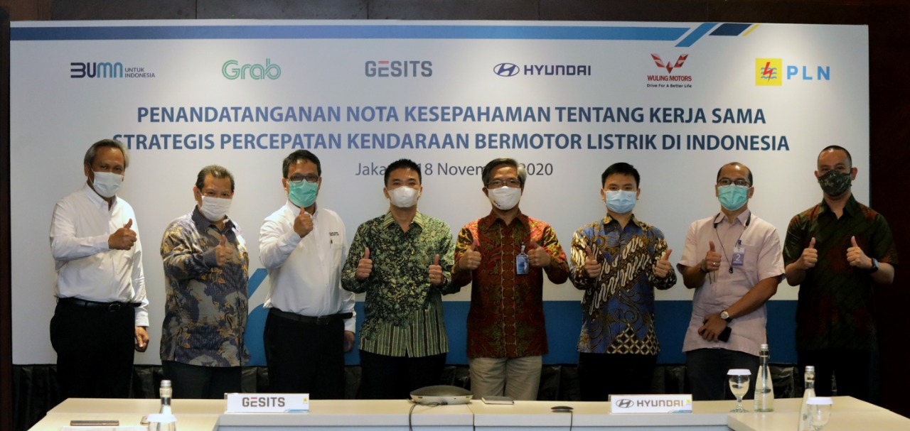 PLN Akselerasi Pengembangan Kendaraan Listrik Berbasis Baterai