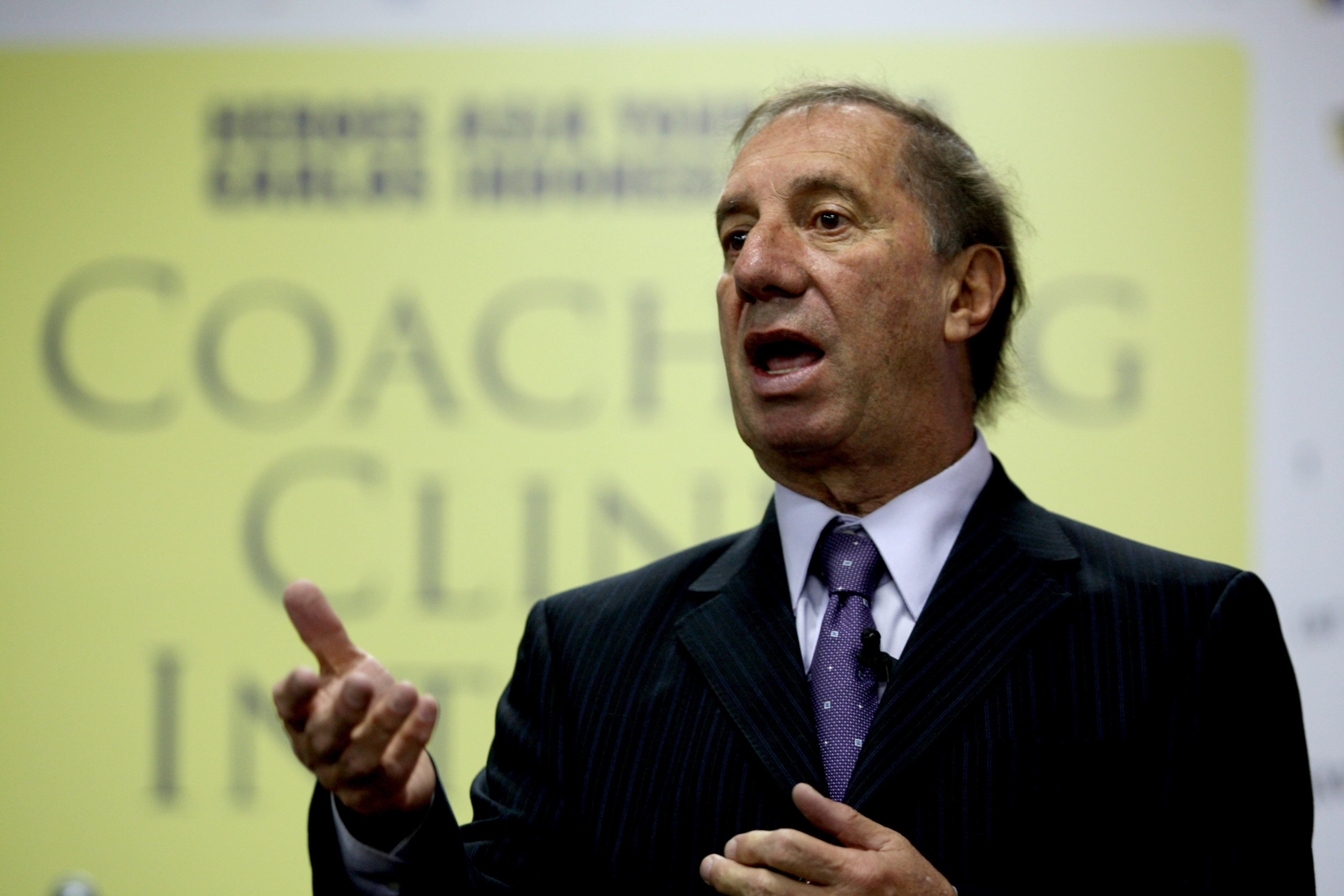 Mantan pelatih timnas Argentina Carlos Bilardo.