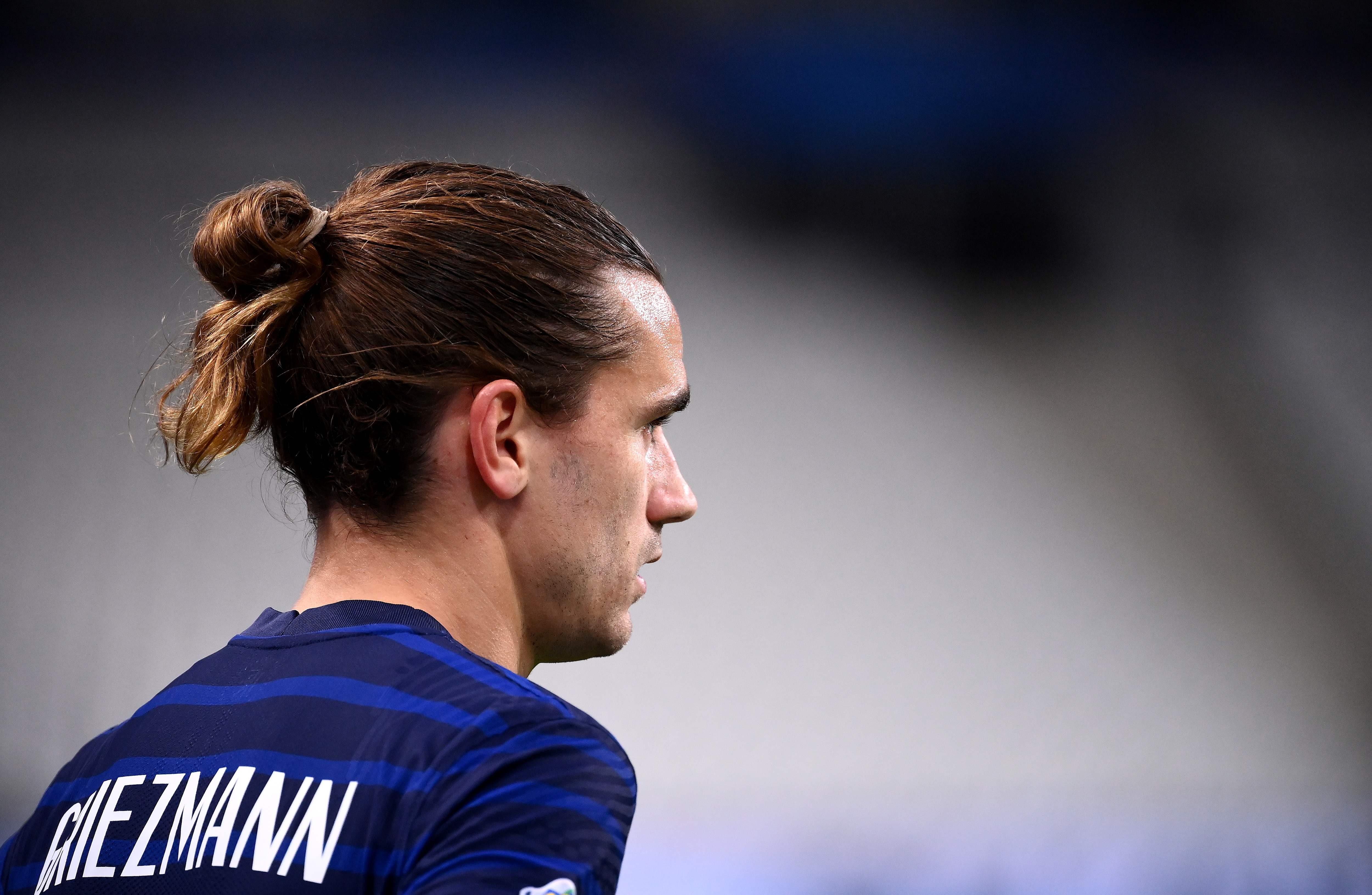 Antoine Griezmann akan tetap mempertahankan model rambut panjang yang menjadi cirinya selamnya ini.