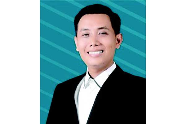 Firman Mulyadi, Direktur Eksekutif LK2P dan Pendiri Rumah Diskusi Cianjur.