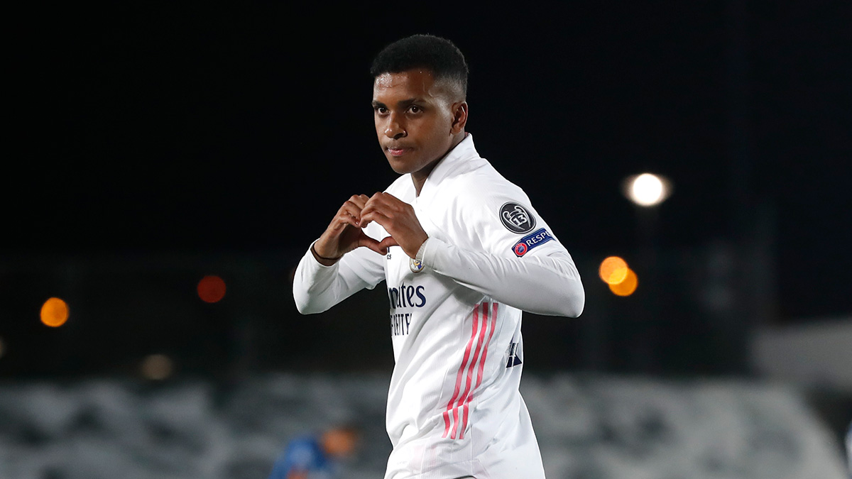 Penyerang Real Madrid Rodrygo melakukan selebrasi usai mencetak gol ke gawang Inter Milan di laga Liga Champions.