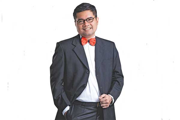 Ananda Sukarlan, pianis dan komponis terkemuka Indonesia