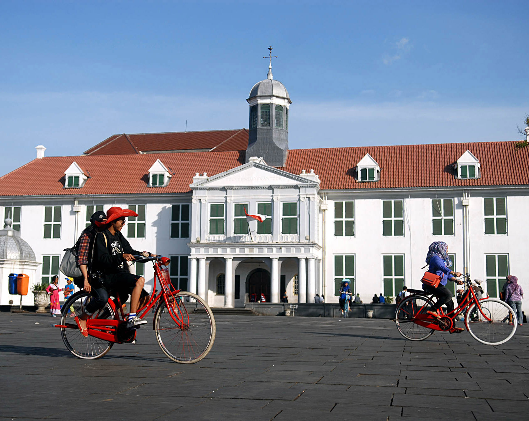 Staycation dan Roadtrip Tren Favorit Pemburu Diskon Wisata