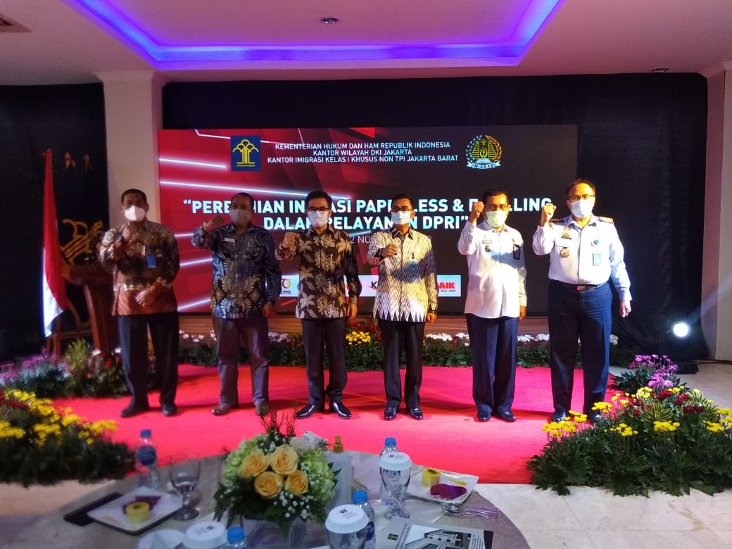 Peresmian layanan paperless dan e-billing di Kantor Imigras ijakarta Barat