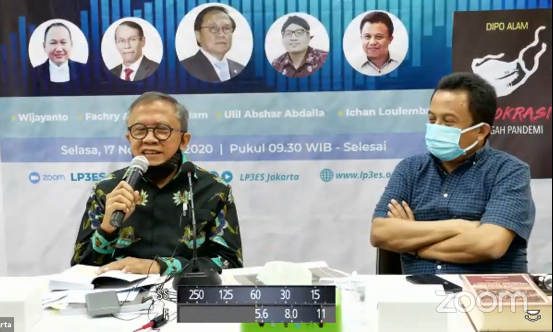 Dipo Alam (Sekretaris Kabinet RI 2010-2014) saat berbicara dalam peluncuran buku berjudul Demokrasi di Masa Pandemik, Selasa (17/11). 