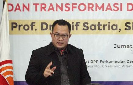 Rektor Institut Pertanian Bogor (IPB), Prof.Dr.Arif Satria,SP,Msi.